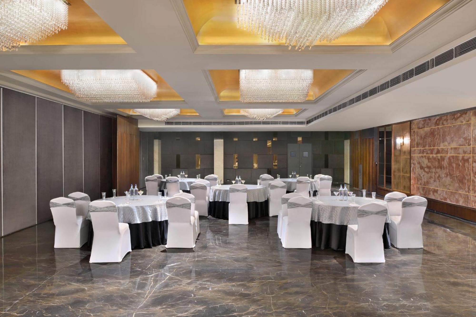 Novotel Jodhpur Iti Circle 5*