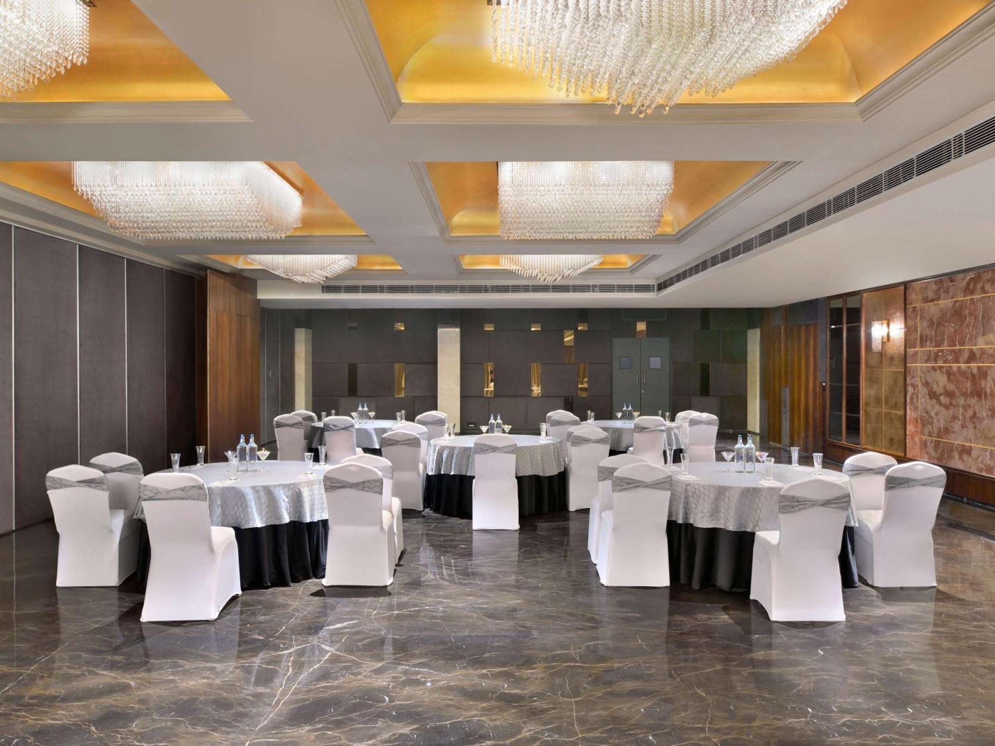 Novotel Jodhpur Iti Circle 5*